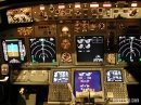 Boeing 737 cockpit night Boeing 737-800 cockpit night picture