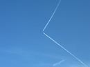 Airplane contrails