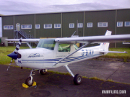 Cessna 152 G-BIXH Cessna 152 flight trainer G-BIXH