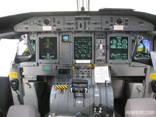Dash 8 Q400 cockpit Dash 8-Q400 cockpit