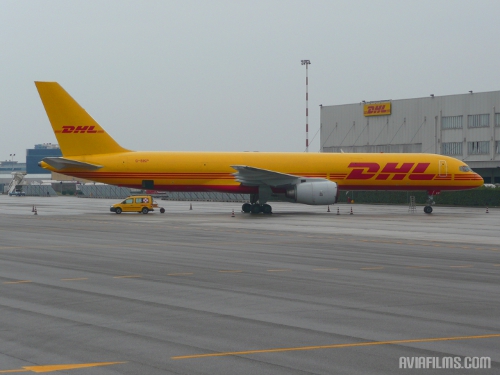 DHL Boeing 757