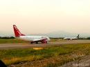 2 Boeing 737